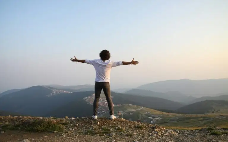 Overcoming Emotional Numbness in Mental Health Treatment