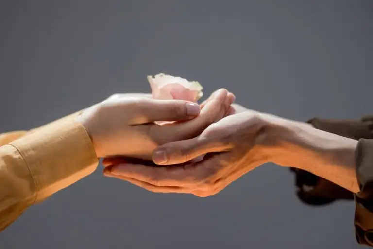 Practicing Kindness Toward Others Helps Others and Yourself