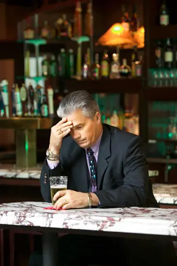 Alcohol Abuse vs. Alcoholism Alcohol Abuse vs. Alcoholism